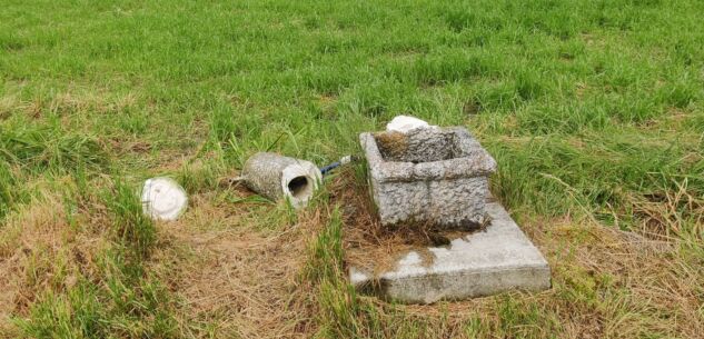 La Guida - Ridotta in pezzi la “fontana della Prata” di Paesana