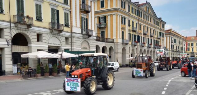 La Guida - Studentessa con la passione per i trattori
