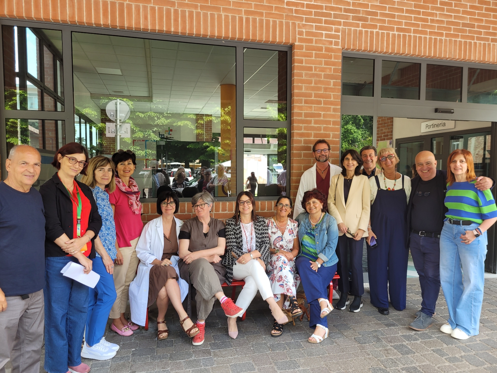 panchina rossa all'ospedale di savigliano