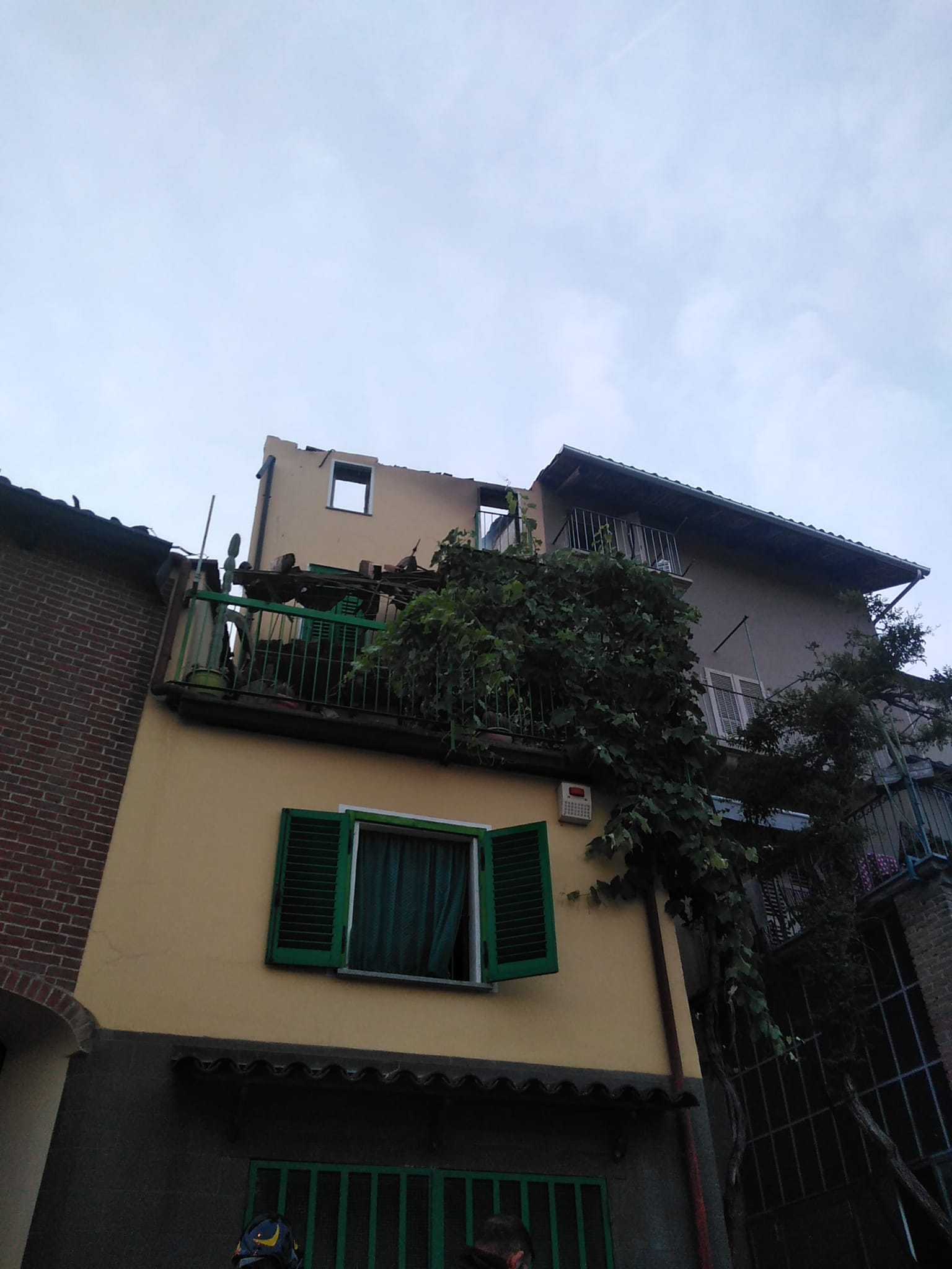 incendio Govone