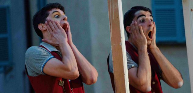 Teatro, musica e danza nel cortile dell’Ipsia con la rassegna Officina Santachiara estate La Guida - Teatro, musica e danza nel cortile dell’Ipsia con la rassegna Officina Santachiara estate