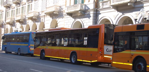 La Guida - Trasporto pubblico locale: “La giunta Cirio conferma la scelta di frammentare il servizio in provincia”