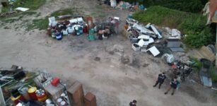 Rifiuti speciali nell’area lungo il Tanaro, 21 indagati ad Alba La Guida - Rifiuti speciali nell’area lungo il Tanaro, 21 indagati ad Alba