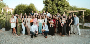 Festa nelle Langhe per i 20 anni della Clinica Salzano e Tirone La Guida - Festa nelle Langhe per i 20 anni della Clinica Salzano e Tirone