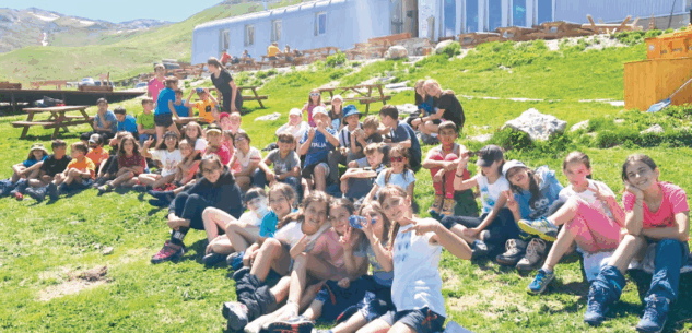 Campeggi, incontri, amicizie: è questo il tempo di “avere amore gli uni per gli altri” La Guida - Campeggi, incontri, amicizie: è questo il tempo di “avere amore gli uni per gli altri”