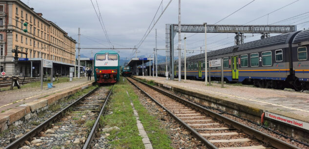 Quelle corse dei treni Cuneo-Torino soppresse nel periodo Covid e mai riattivate La Guida - Quelle corse dei treni Cuneo-Torino soppresse nel periodo Covid e mai riattivate
