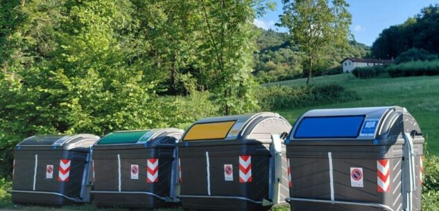 La Guida - Nuovi cassonetti della differenziata a Frabosa Sottana