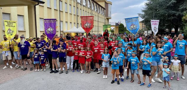 Caraglio, in 280 alla sfida degli otto rioni (video e foto) La Guida - Caraglio, in 280 alla sfida degli otto rioni (video e foto)