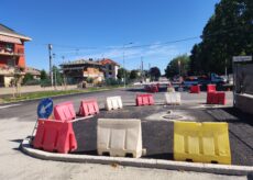 La Guida - Area pedonale, segnaletica e corsie ciclabili davanti alle scuole medie a Borgo San Giuseppe