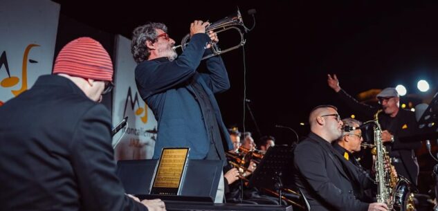 La Guida - A Vottignasco suonano i Big Band Jazz