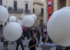La Guida - Cento palloni bianchi per la speranza