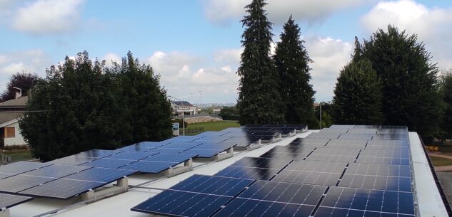 La Guida - Nuovo impianto fotovoltaico sul tetto de “La Meridiana”