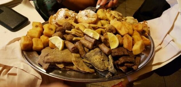 La Guida - C’è il fritto misto alla piemontese nel Ferragosto del New Wellington di Paesana