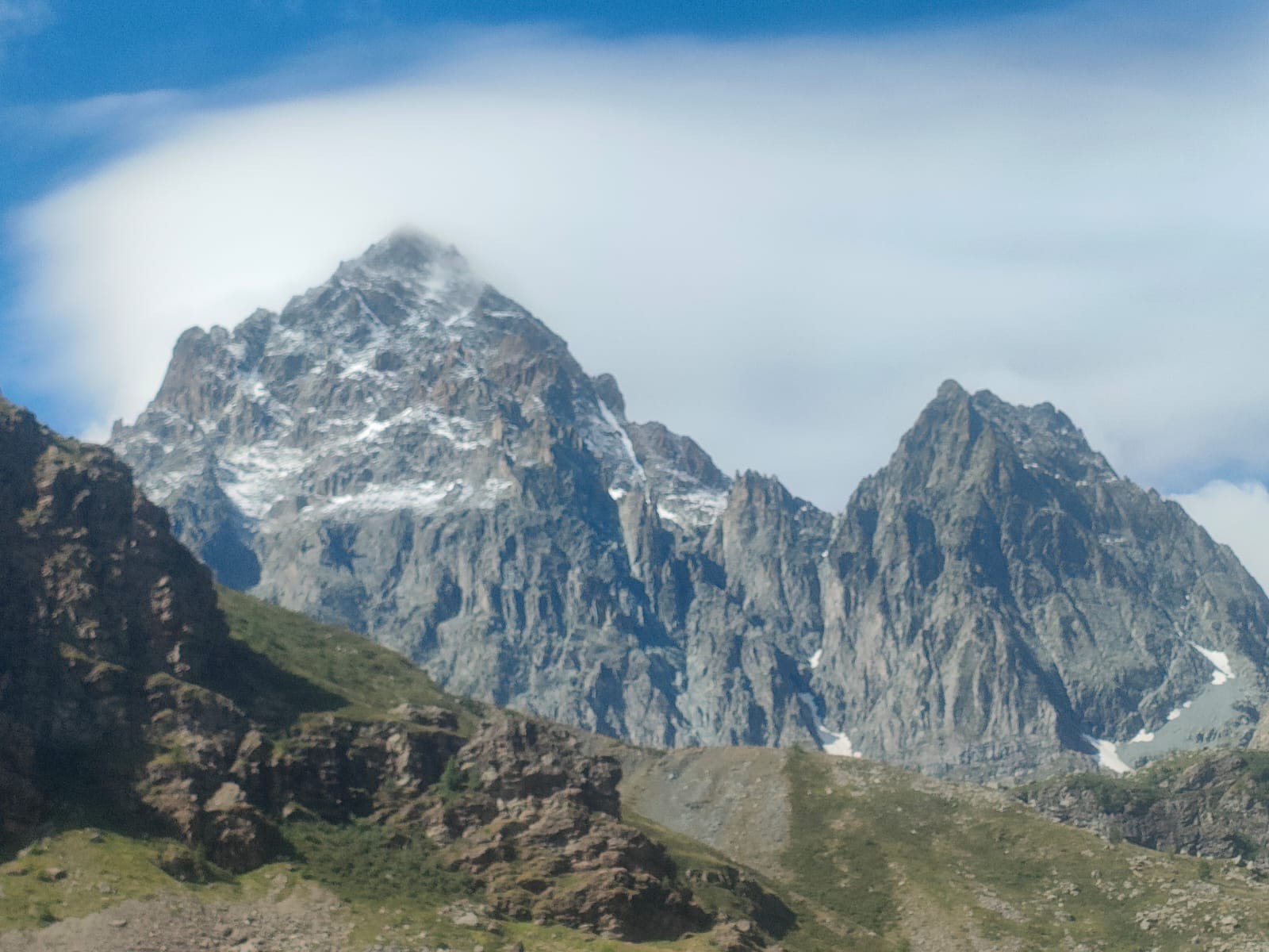 Prima neve della stagione sul Monviso