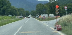 Valle Grana, ritorna il semaforo al ponte di Santa Maria della Valle La Guida - Valle Grana, ritorna il semaforo al ponte di Santa Maria della Valle