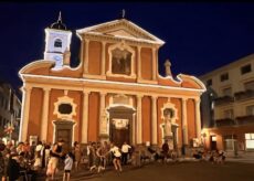 La Guida - Banco di beneficenza per la festa di San Bartolomeo a Boves