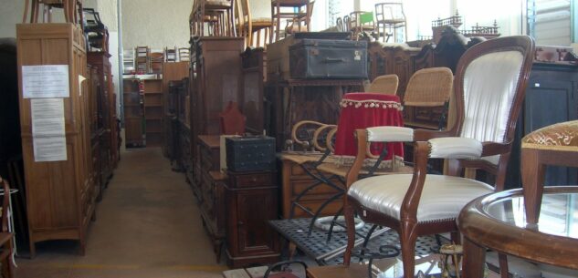 Il mercatino solidale straordinario di Emmaus sarà a Boves sabato 9 agosto La Guida - Il mercatino solidale straordinario di Emmaus sarà a Boves sabato 9 agosto