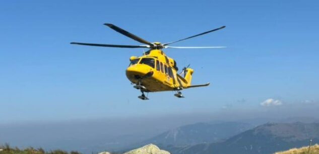 Due alpinisti feriti recuperati dal Soccorso Alpino in montagna: uno sopra Chiusa Pesio, l’altro a Peveragno La Guida - Due alpinisti feriti recuperati dal Soccorso Alpino in montagna: uno sopra Chiusa Pesio, l’altro a Peveragno