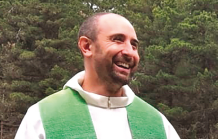 “Resterò legato alla mia terra. Essere il prete è bello: si condividono dolori, gioie, scelte, amicizie”