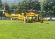La Guida - Bimbo batte la testa mentre gioca a Paesana, soccorso con l’elicottero