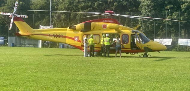 La Guida - Bimbo batte la testa mentre gioca a Paesana, soccorso con l’elicottero
