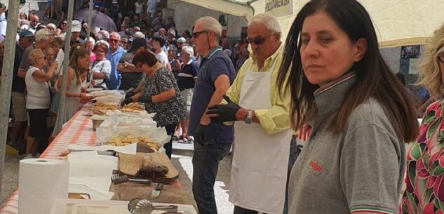 La Guida - La processione di San Lorenzo a Bersezio con 200 persone