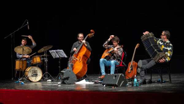 Domani, domenica 17, a Niella Tanaro i racconti dal mondo in musica con l’esibizione “Naviganti e sognatori”
