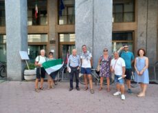 La Guida - Continuano i presidi della campagna “Facciamo rumore”