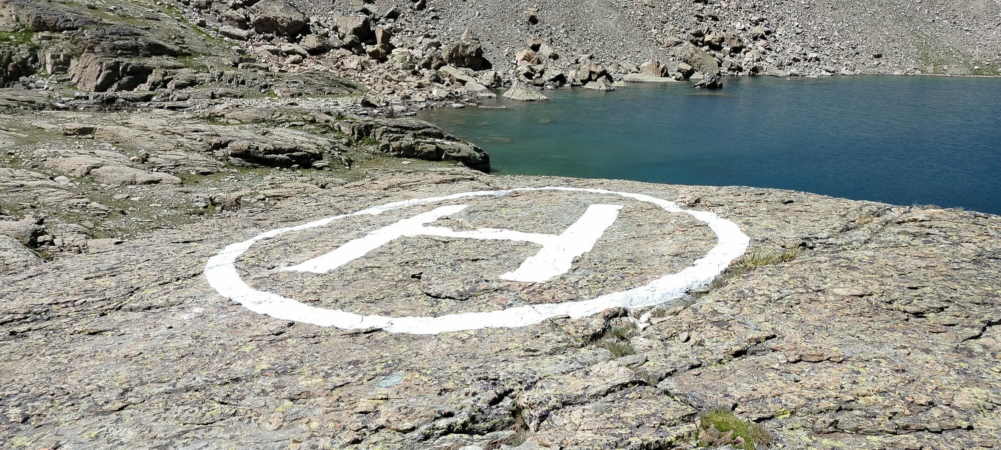 Area di atterraggio per gli elicotteri al bivacco Boarelli