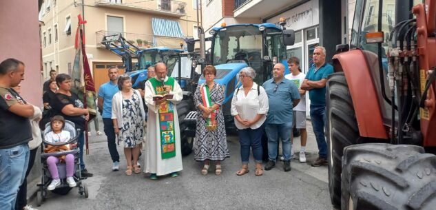 La Guida - Borgo, il rombo dei trattori per la festa di San Magno