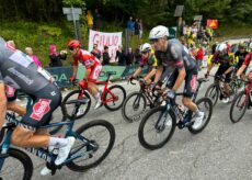 La Guida - Vingegaard fa già sul serio, la maglia rossa è sua