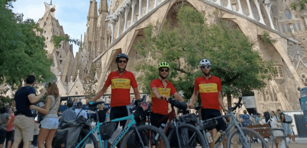 La Guida - In bicicletta da Cuneo a Barcellona