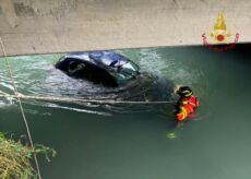 La Guida - Auto in un canale a Vignolo, tre feriti