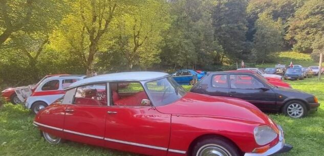 La Guida - A Rivoira il raduno d’auto e moto d’epoca