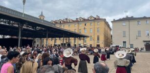 Il taglio del nastro dà il via a Mirabilia “The Festival” – (Fotogallery) La Guida - Il taglio del nastro dà il via a Mirabilia “The Festival” – (Fotogallery)