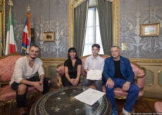 La Guida - Difese un uomo da un’aggressione ad Alba, giovane di Canale premiato in Regione
