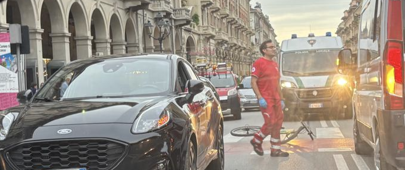 Cuneo - auto contro bici