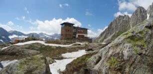 Rifugi, il calendario delle aperture e delle chiusure La Guida - Rifugi, il calendario delle aperture e delle chiusure