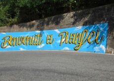 La Guida - Un murale di “Benvenuto” a Pianfei