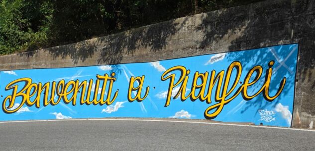 La Guida - Un murale di “Benvenuto” a Pianfei