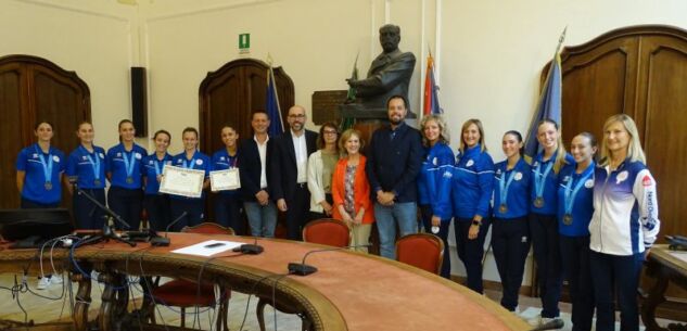 La Guida - Le atlete del Twirling Carrù sono state premiate in Provincia