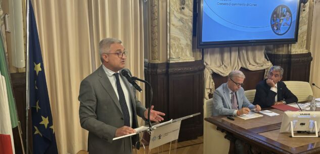 Imprese attivate da stranieri, da una su 17 a su 12 in dieci anni La Guida - Imprese attivate da stranieri, da una su 17 a su 12 in dieci anni