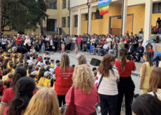 La Guida - La scuola primaria Einaudi “inaugurata” dopo i lavori di riqualificazione