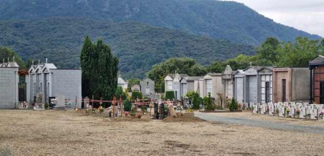 La Guida - Un nido di calabroni nel bel mezzo del cimitero di Santa Maria a Paesana