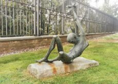 La Guida - Restauro dello stemma e della meridiana del castello di Carrù