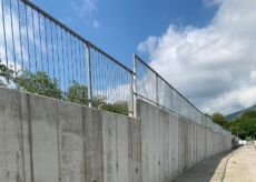 La Guida - Piano Quinto, ripristinato il muro di sostegno degli accessi alla scuola