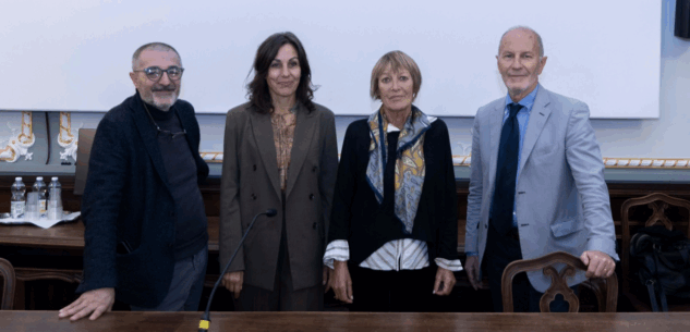 La Guida - Dispari Teatro: il nuovo centro di produzione teatrale si presenta nonostante le risorse dimezzate 