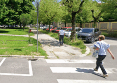 La Guida - Cuneo, al via la sistemazione dei marciapiedi in piazza Cottolengo