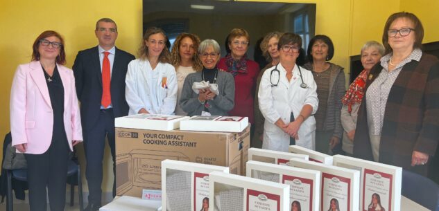 La Guida - Doni da “Donna per Donna” all’Oncologia di Cuneo