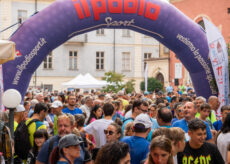 La Guida - Busca, la Fitwalking Solidale devolve 16.000 euro a scuole e associazioni